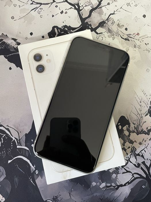 Iphone 11 128gb 79емкость