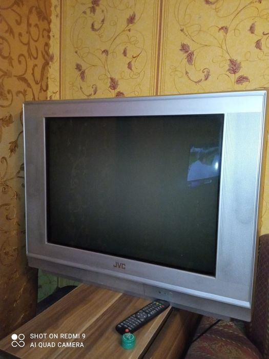 Продам телевизор