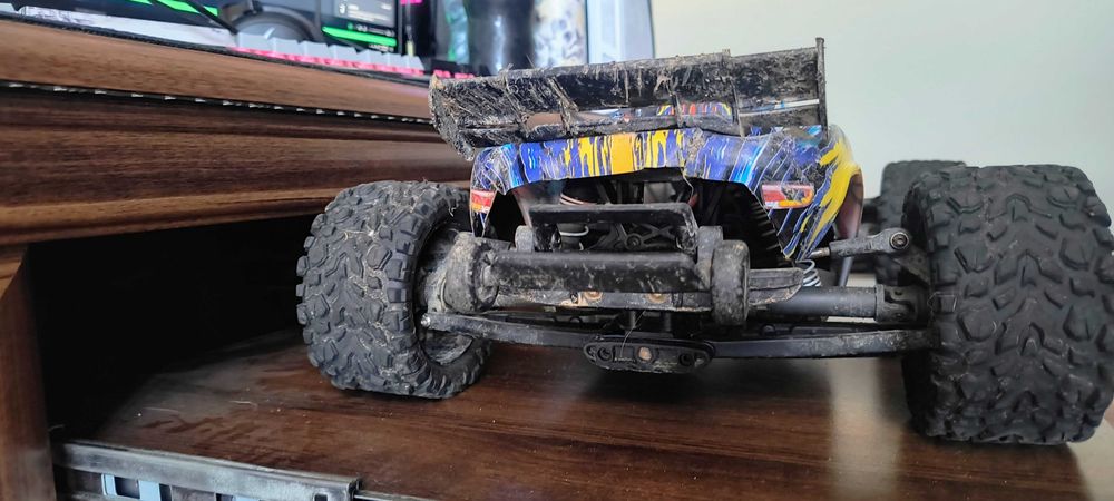 Traxxas Rustler 4×4 VXL 3s |  Heavy Duty