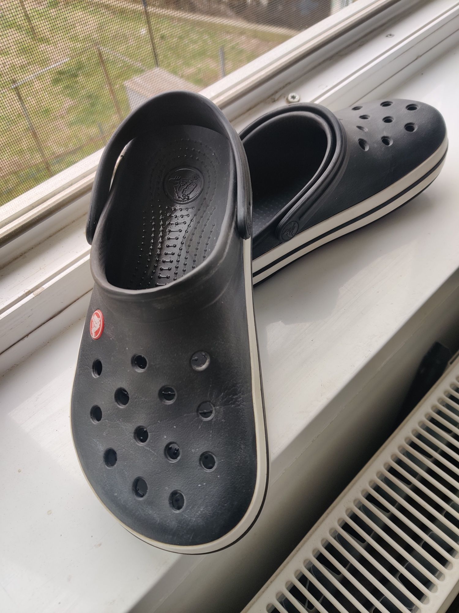 Crocs M6 W8 size 39-40