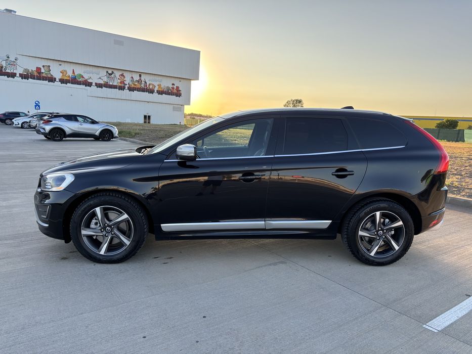 Volvo XC60 D5 2,4 cc 215cp