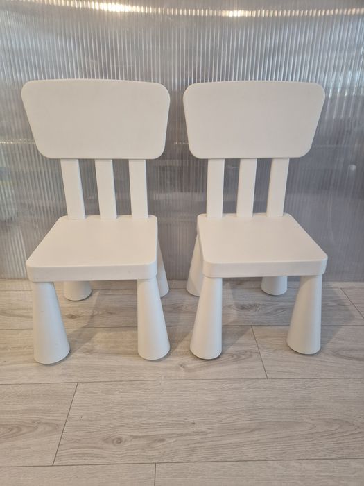 Masuta+2 scaune "Mammut" IKEA