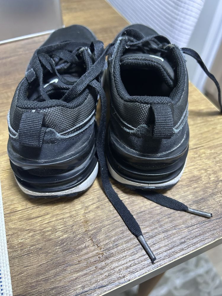 Детски оригинални маратонки Nike