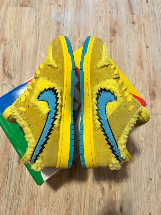 ADIDASI SB Dunk Low "Yellow Bear" sneakers