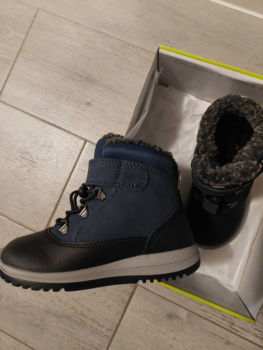 Нови апрески Primigi- 25  размер