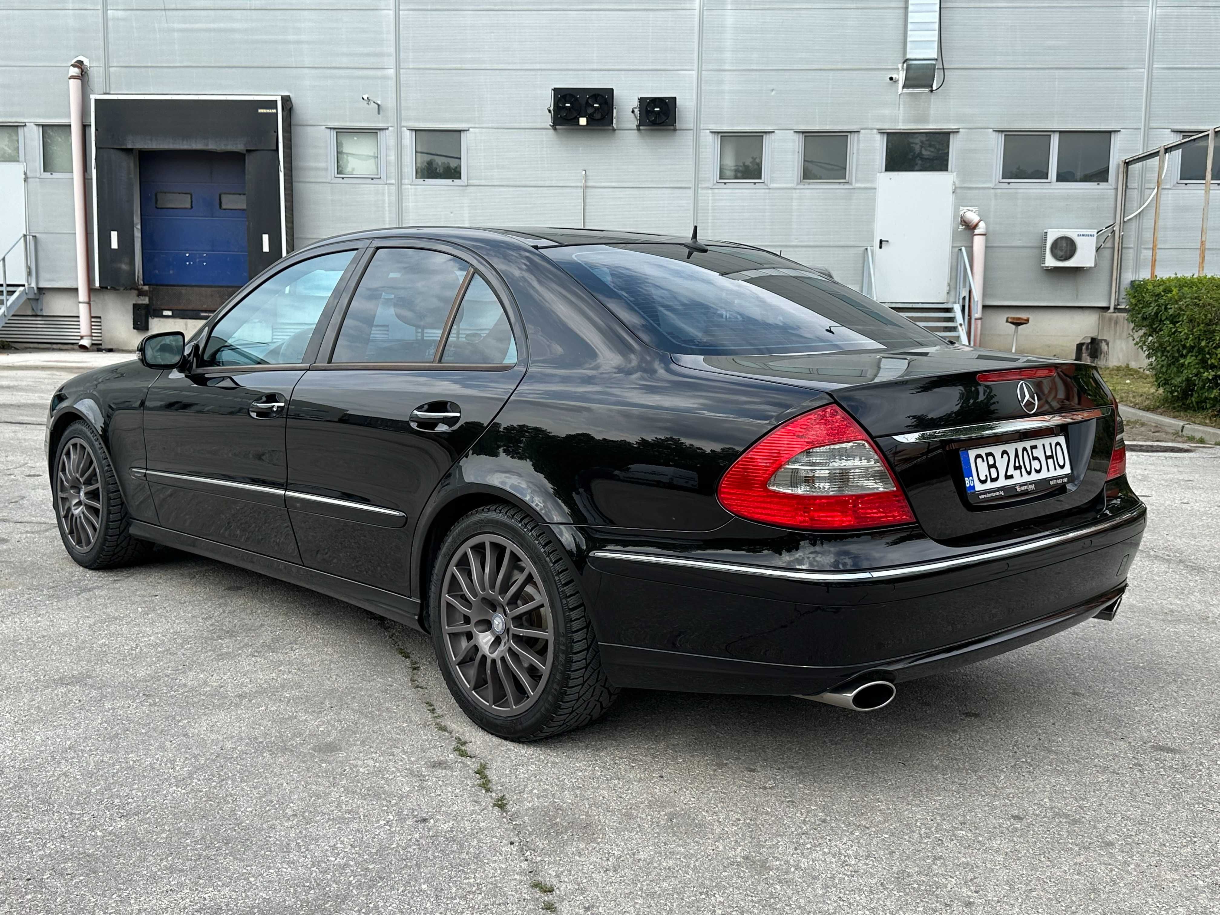 Mercedes-Benz E500 5.5i 388 к.с./facelift