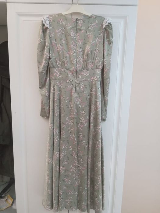 Платье  дизайнерское  бренд SECRET STORI размер S