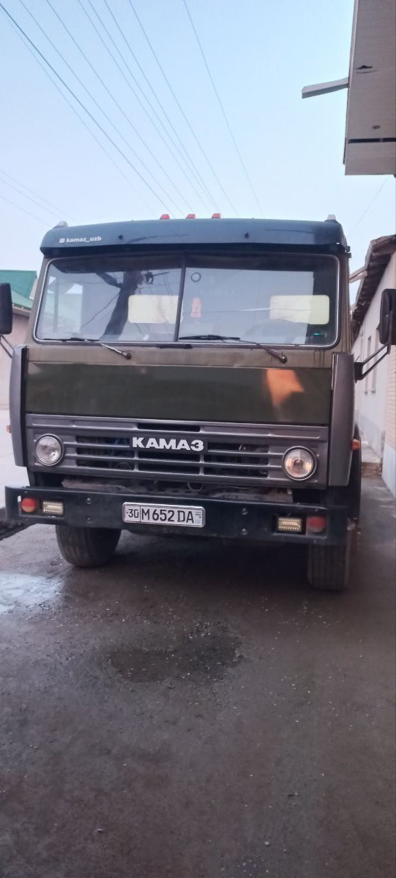 Камаз тягач сотилади
