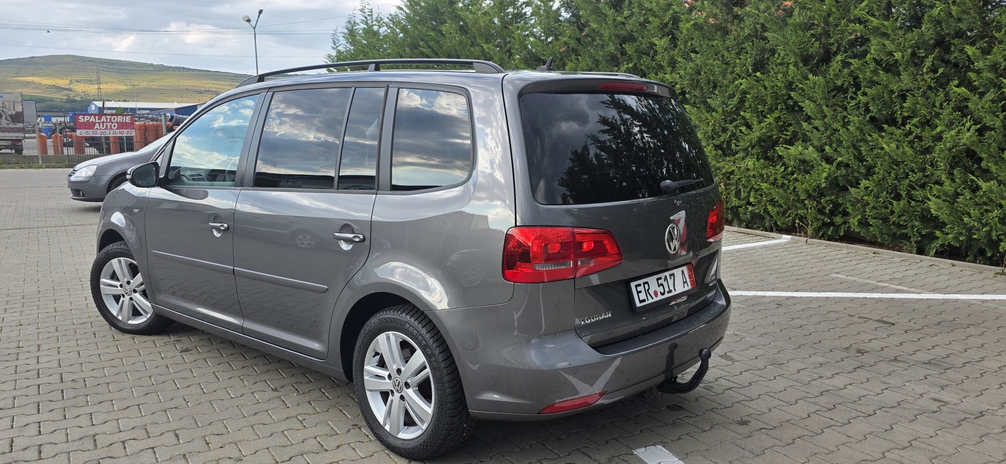 W Turan 1.6 Disel 7 locuri  Automat  Euro 5