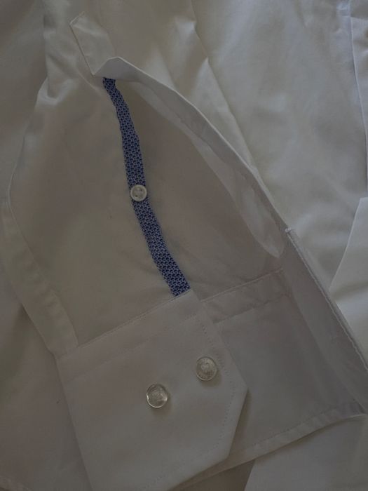 Hugo boss нова риза