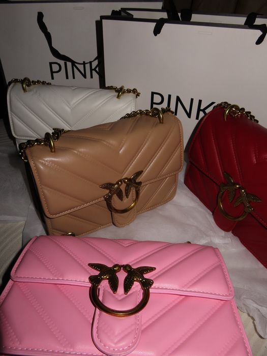 Чанти с подаръчни торби