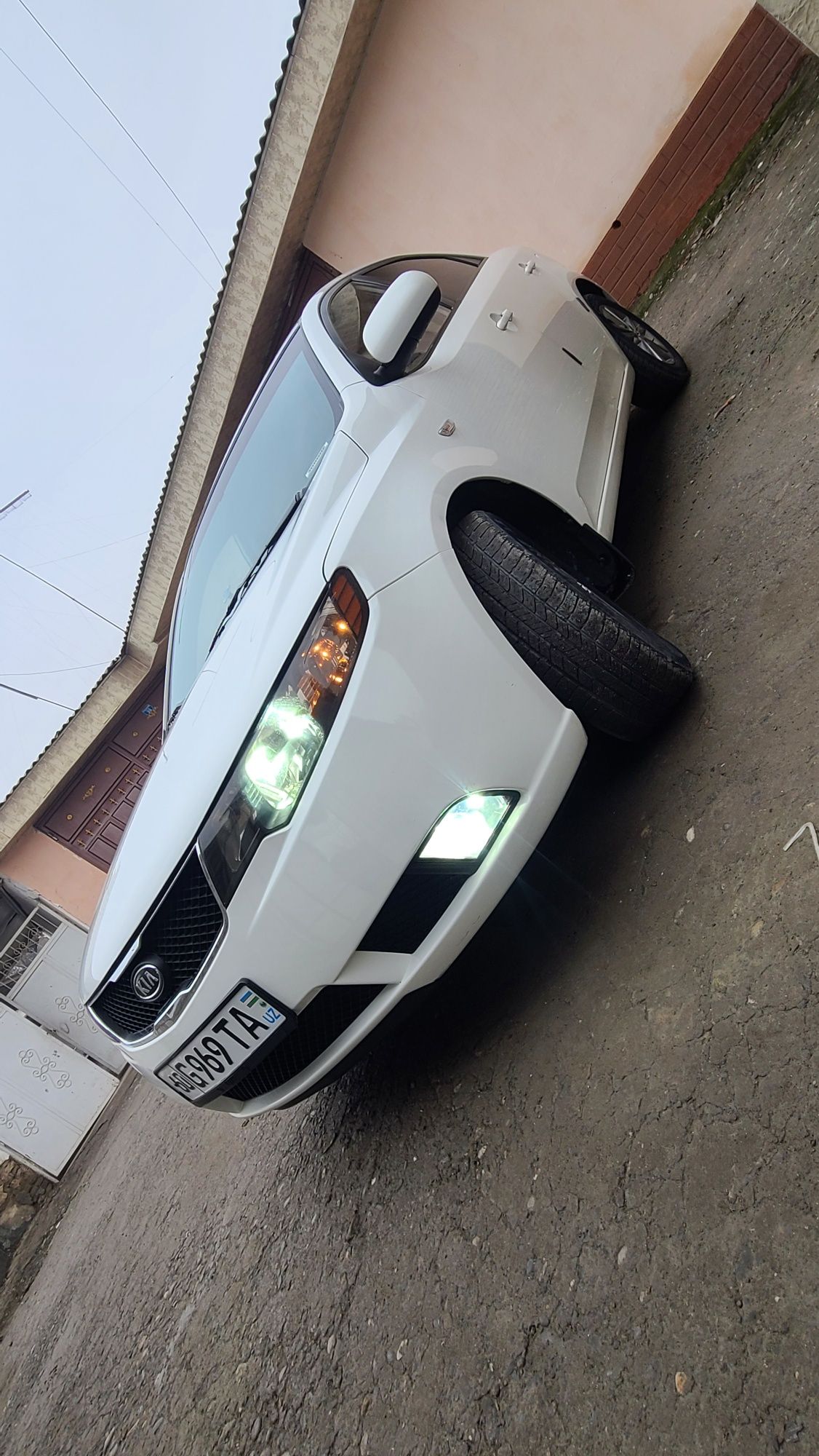 Kia Forte luxs 2008