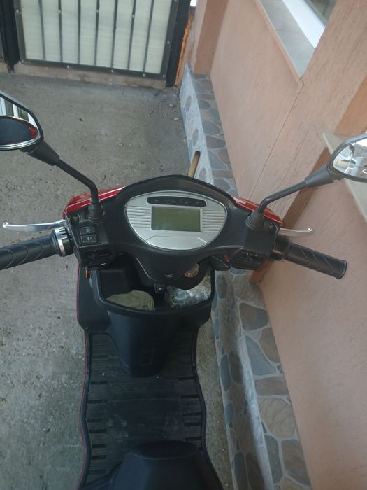Vând scuter electric, ZTECH 
Garanție ,stare ca și nou acte