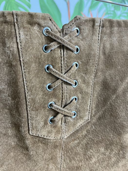 Pantaloni scurti Mango piele intoarsa naturala