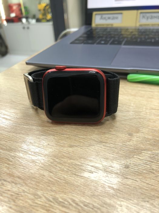Apple watch 6 red (p25)