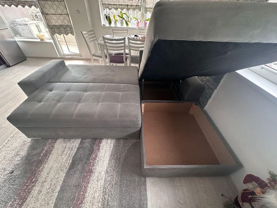 Разтегателен диван