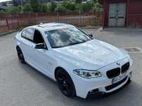 BMW Seria 5 F10 525d pachet M int+ext, trapa, volan custom, ambientale