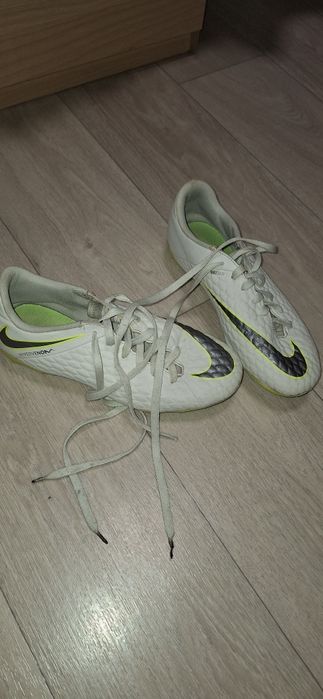 Сороконожки, Nike