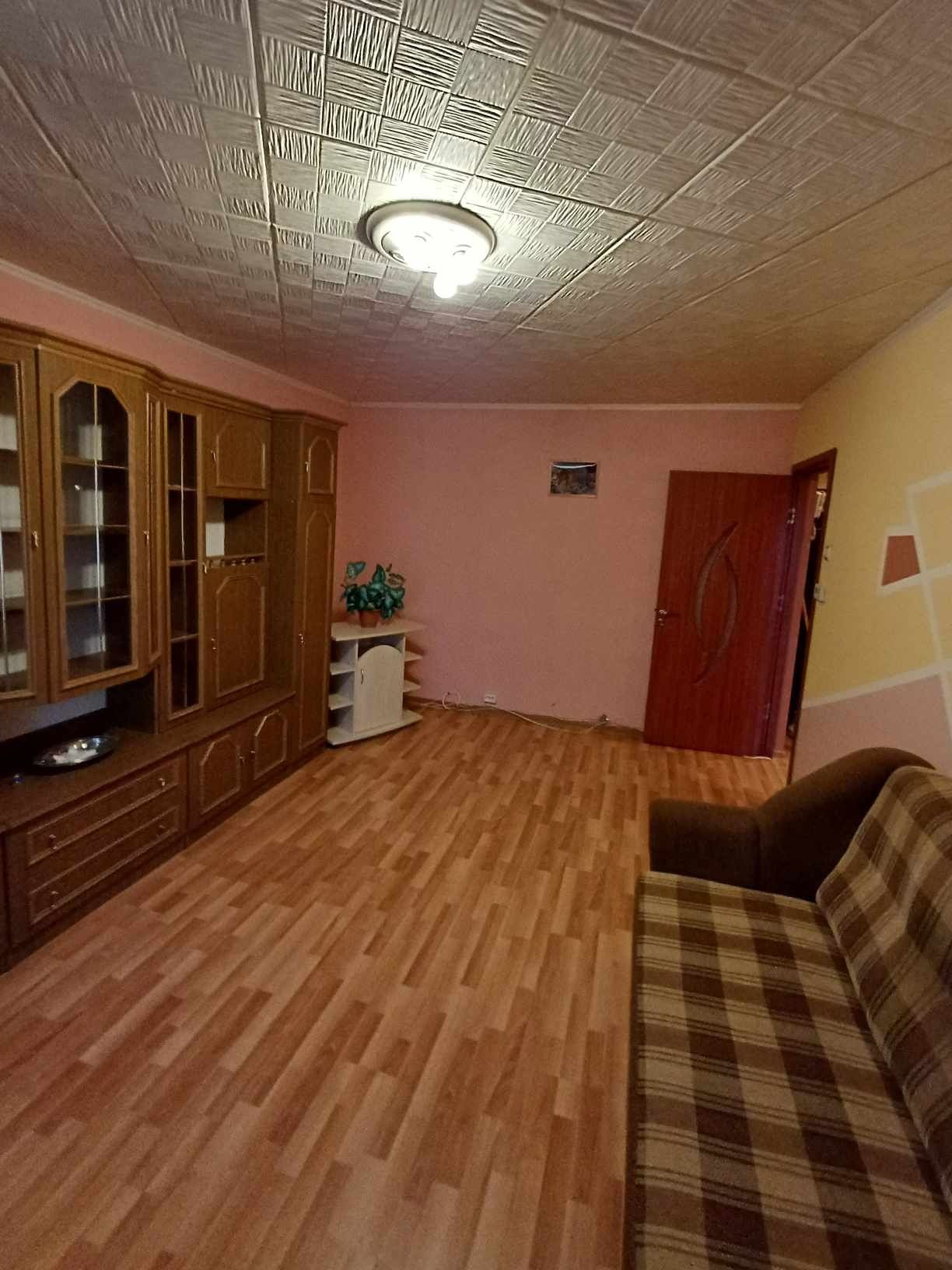 Vând Apartament 2 camere Drăgăşani - Uşor Negociabil