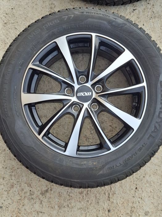 Set 4 jante r16  cu anvelope de iarna 5x114,3 205 60 16