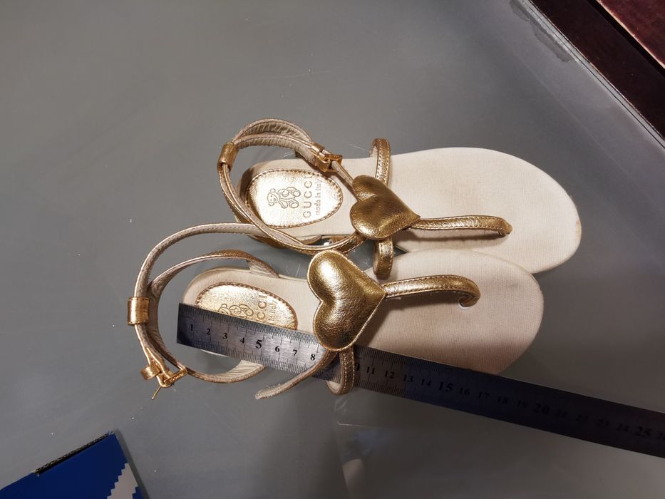 Кецове, Сандали, маратонки, пантофки