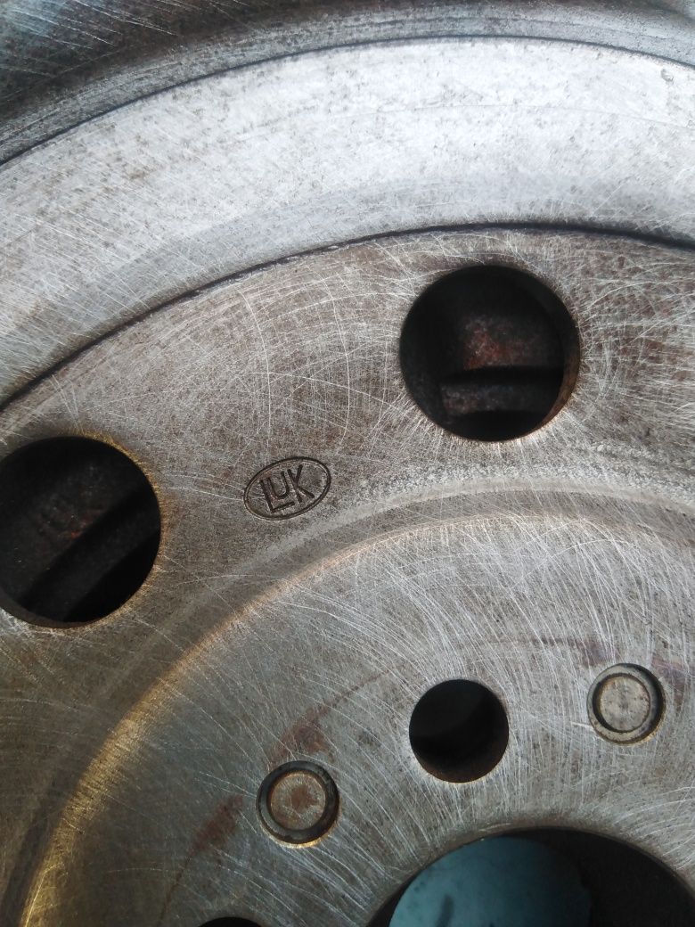 Демпферен маховик 1.9TDI 96kw