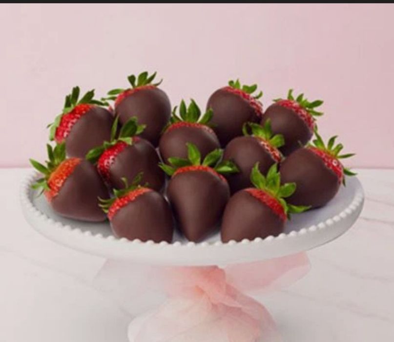 Shokoladli qulupnay.  Шоколадный клубника. EʼTIBOR BERING!