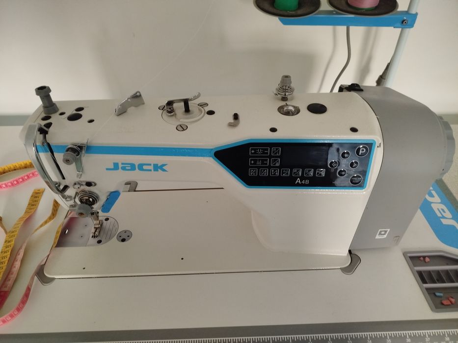 Jack A4B tikuv mashinasi toʻliq avtamat