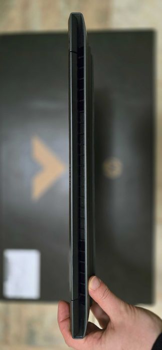 Лаптоп HP Victus 16-s0000nu 1TB | 32Ram | RTX 4060 | Ryzen 7 7840HS