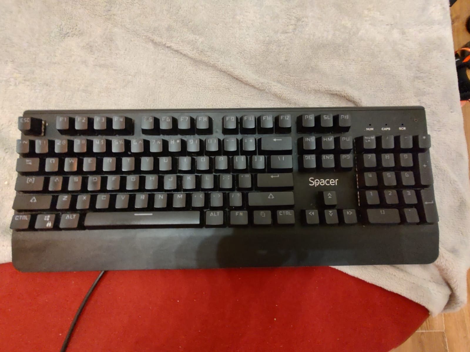 De vînzare tastatura mecanica