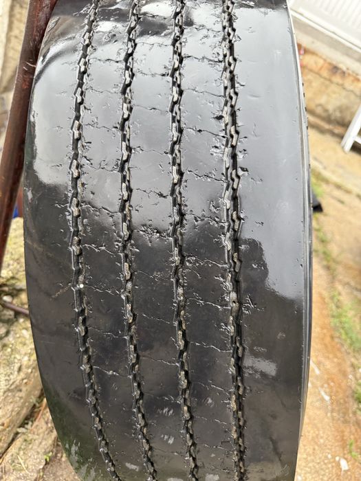 Anvelope camion 315/80/22,5