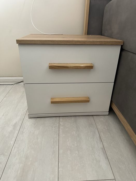 2 бр. нощно шкафче