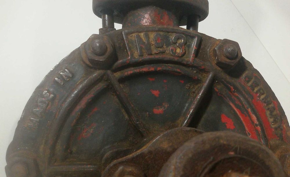 Ретро ръчна помпа Allweiler №3 Made in Germany