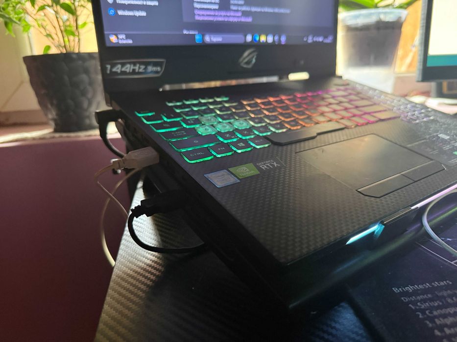 Лаптоп Asus Rog Strix Scar 2 gl504gv