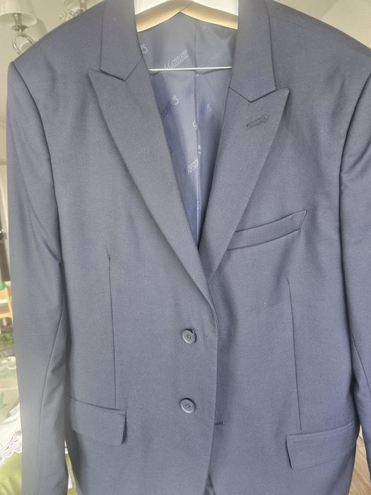 Costum pentru bărbați bleumarin, mărime 54, Marecom