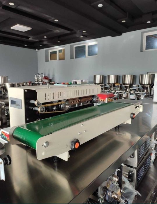 Lentali qadoqlash uskunasi gorizontal upakovka Utyuk apparati