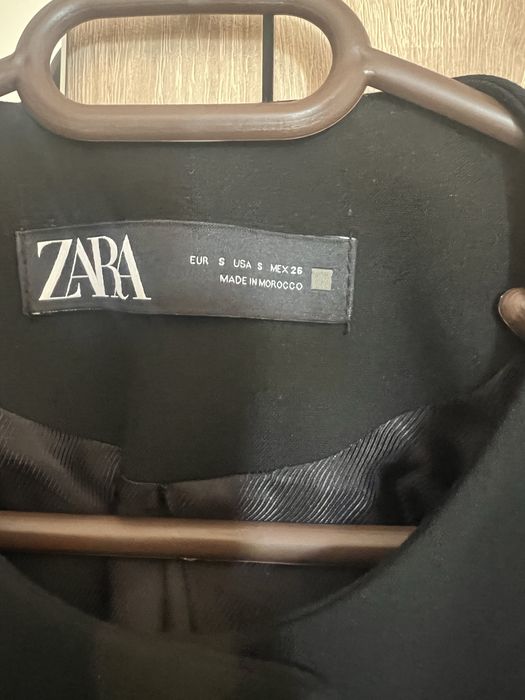 Черно елегатно Сако ЗАРА