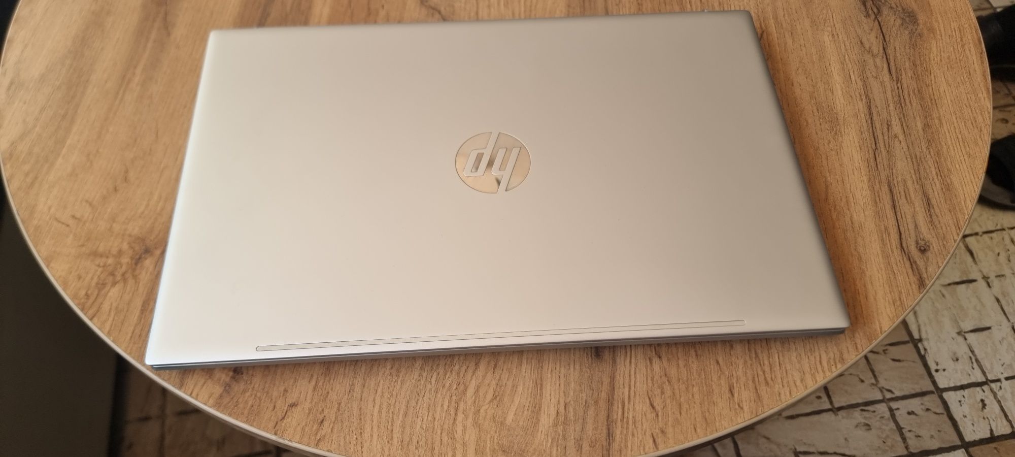hp core i5 15.6 full hd 8gb 256gb ssd
 11 943outbukejjeej40 1235
11 94