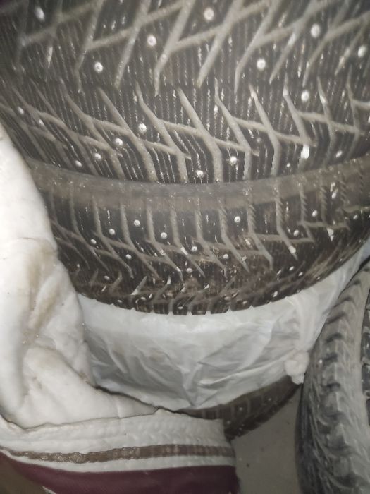 Резина зимняя 265/65r17