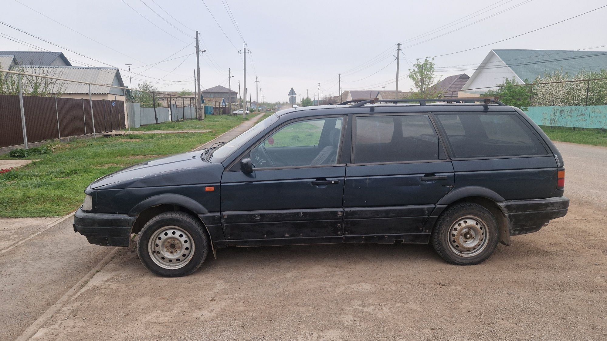 Продам VOLKSWAGEN PASSAT B3 universal 1991