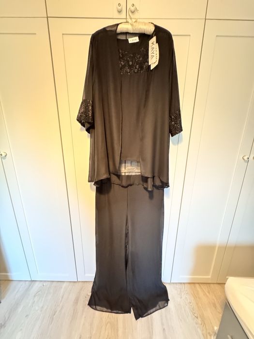 Compleu/ set elegant ocazie 3 piese bluză pantalon și blazer