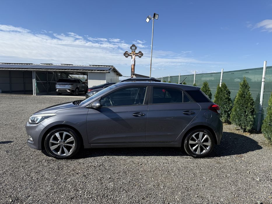 Hyundai I 20,1,2 benzina ,2016 ,carte service