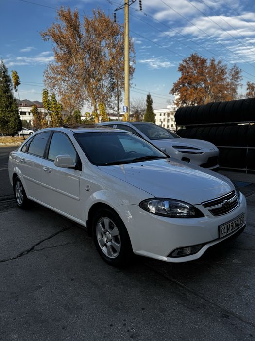 Chevrolet Jentra