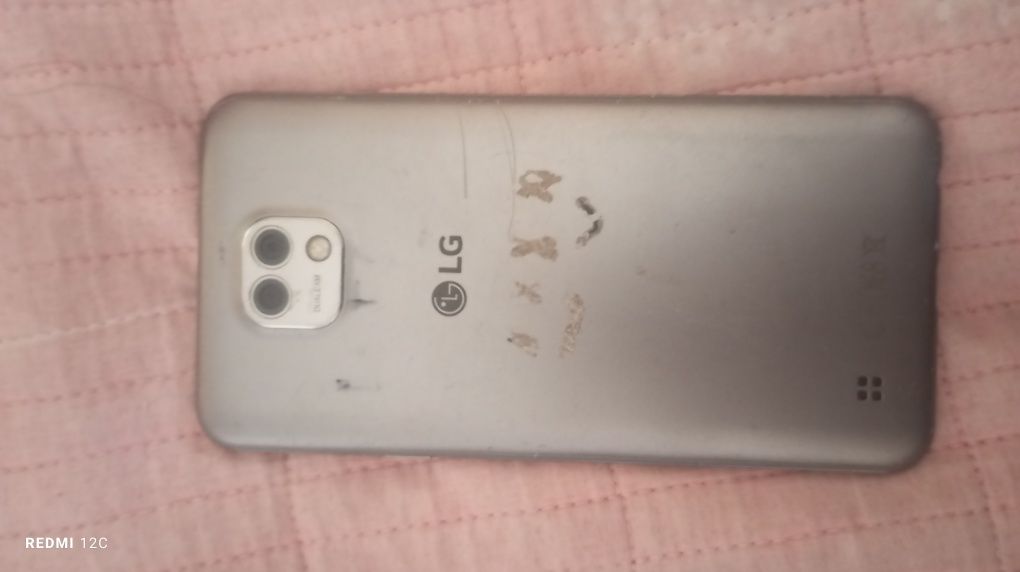 LG  сломанный можно использовать как муляж