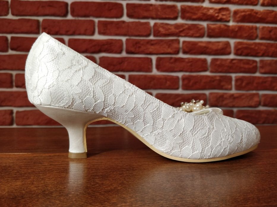 Новые! Шикарные свадебные туфли из гипюра, цвет Ivory!