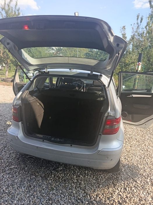 MERCEDES B CLASSE 180 Model Elegance
