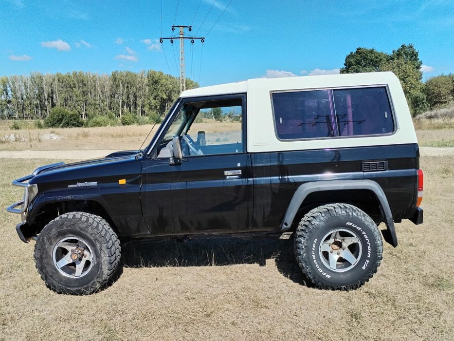 Toyota Land Cruiser j 73