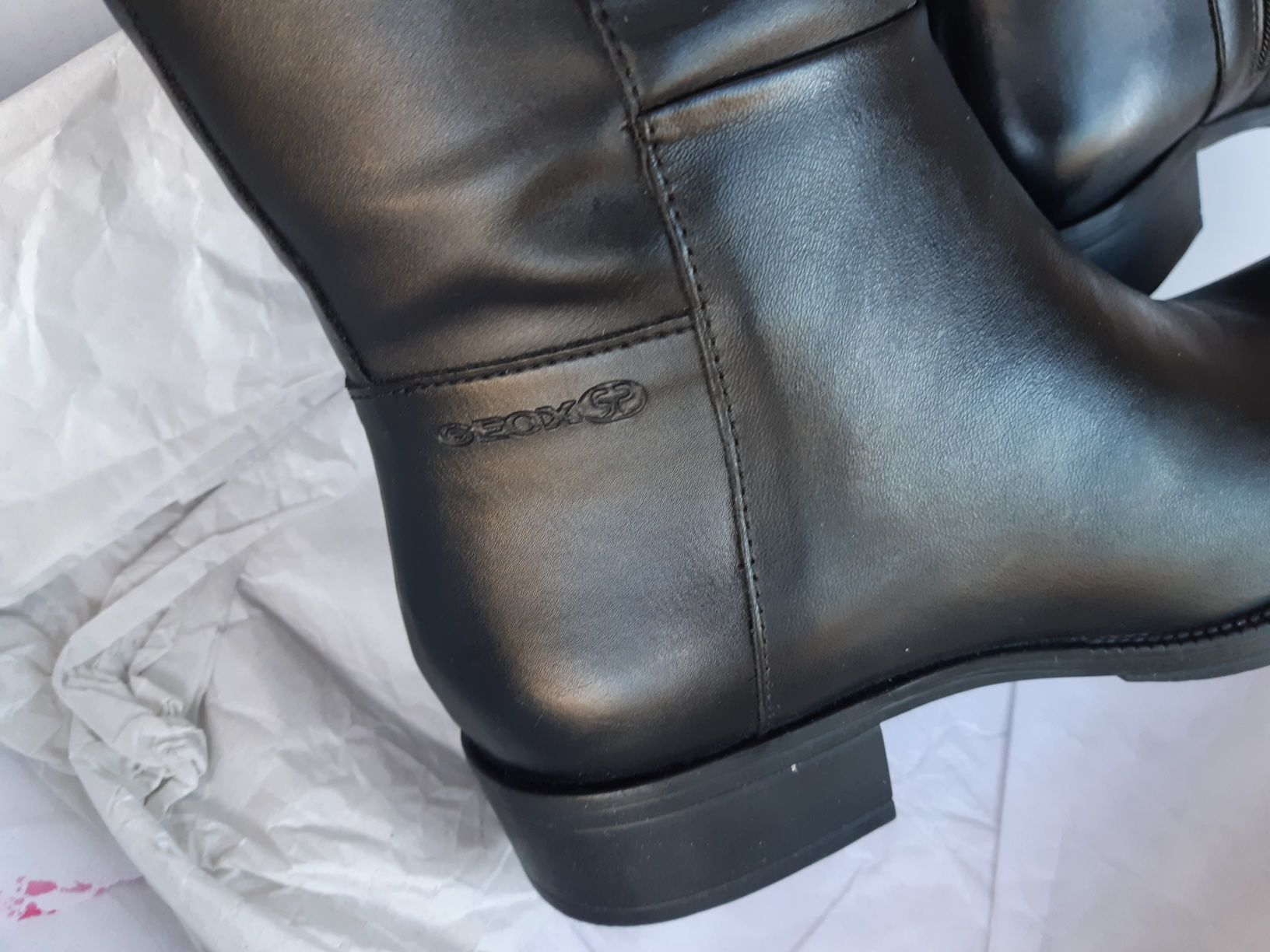 UGG/Geox нови ботуши N36/37