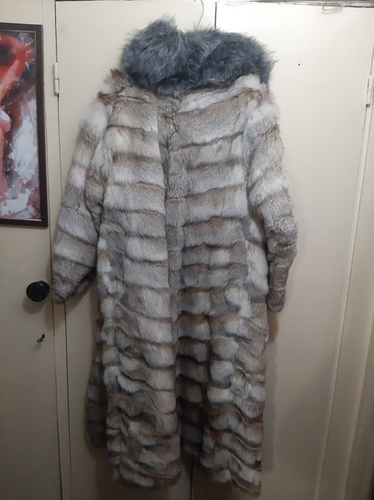 Vând blana naturala vulpe