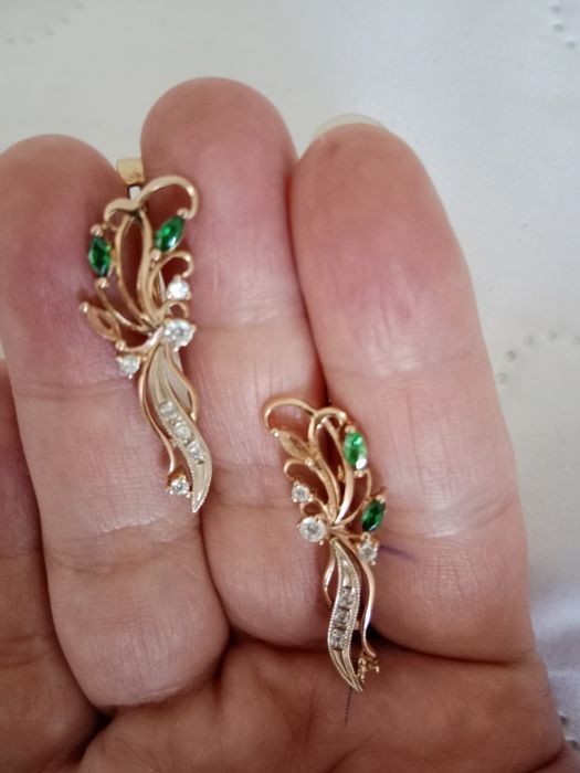 Золотые серьги 585